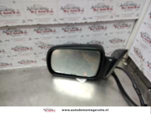 Used Wing mirror, left Jeep Grand Cherokee (ZJ) 5.2i V8 Price on request offered by Autodemontage M.J. Rutte B.V.