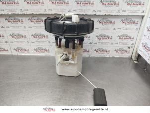 Usagé Pompe d'injection Ford Fiesta 6 (JA8) 1.25 16V Prix sur demande proposé par Autodemontage M.J. Rutte B.V.