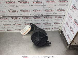Used Secondary pump BMW 3 serie (E46/4) 316i Price on request offered by Autodemontage M.J. Rutte B.V.