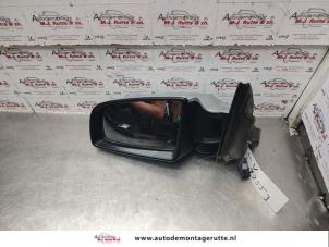 Used Wing mirror, left Opel Omega B (25/26/27) 2.2 16V Price on request offered by Autodemontage M.J. Rutte B.V.