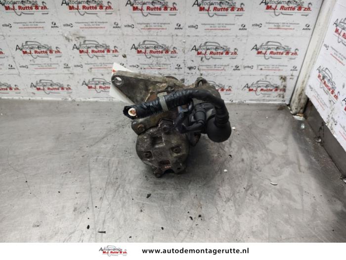 Gebrauchte Anlasser Honda Civic (EM) 1.7 16V LS Preis auf Anfrage angeboten von Autodemontage M.J. Rutte B.V.