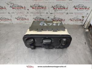 Usados Panel de control de calefacción Volvo C70 (NC) 2.5 Turbo LPT 20V Precio de solicitud ofrecido por Autodemontage M.J. Rutte B.V.