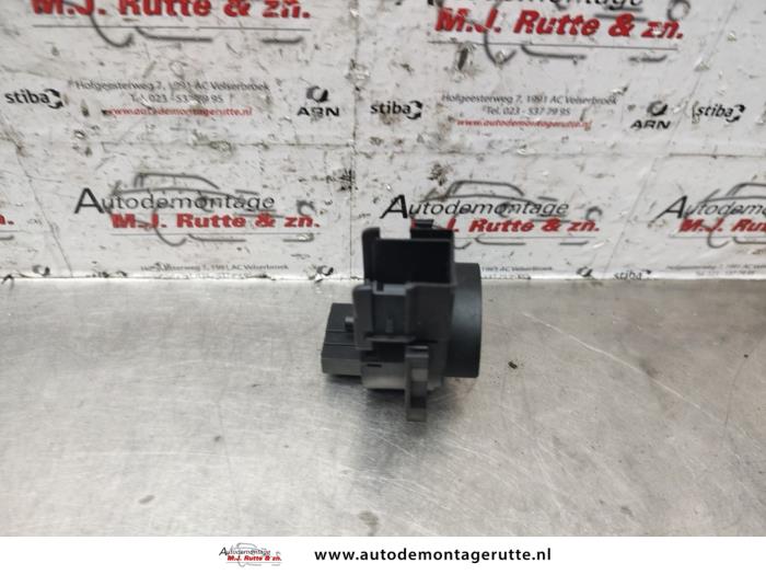 Ignition switch from a Opel Meriva 1.6 16V 2004