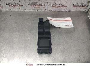 Used Multi-functional window switch Nissan Micra (K11) 1.4 16V Price on request offered by Autodemontage M.J. Rutte B.V.