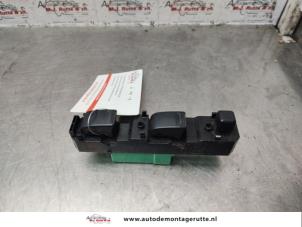 Used Multi-functional window switch Suzuki Alto (SH410) 1.0 16V Price on request offered by Autodemontage M.J. Rutte B.V.