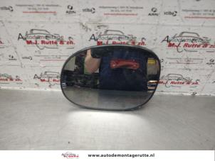 Used Mirror glass, left Citroen C3 Pluriel (HB) 1.6 16V Price on request offered by Autodemontage M.J. Rutte B.V.
