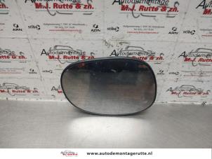 Used Mirror glass, right Citroen C3 Pluriel (HB) 1.6 16V Price on request offered by Autodemontage M.J. Rutte B.V.