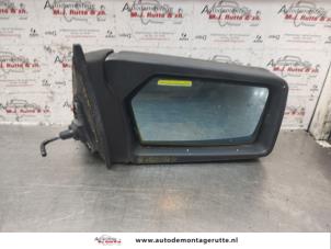 Used Wing mirror, right Mercedes S (W126) 380 SE,SEL Price on request offered by Autodemontage M.J. Rutte B.V.