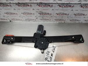 Used Window mechanism 2-door, front left Fiat Punto Evo (199) 1.2 Euro 5 Price on request offered by Autodemontage M.J. Rutte B.V.