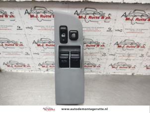 Used Multi-functional window switch Toyota Starlet (EP9) 1.3,XLi,GLi 16V Price on request offered by Autodemontage M.J. Rutte B.V.