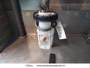 Usados Bomba eléctrica de combustible Volkswagen Bora (1J2) 2.0 Precio de solicitud ofrecido por Autodemontage M.J. Rutte B.V.