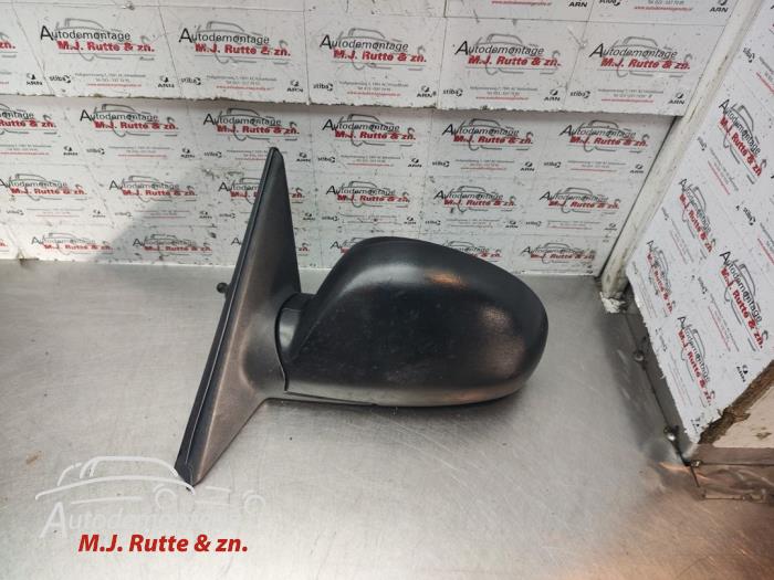 Schefenacker Mirror Wing mirror, left Hyundai Accent 1.3 12V - 012188 SCHEFENACKER