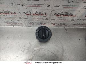Used Light switch Audi A6 (C6) 2.4 V6 24V Price on request offered by Autodemontage M.J. Rutte B.V.