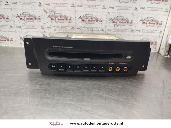 Używane Odtwarzacz DVD Chrysler Pacifica 3.5 V6 24V Cena na żądanie oferowane przez Autodemontage M.J. Rutte B.V.