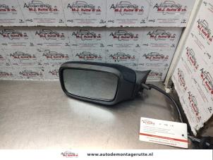 Used Wing mirror, left Volvo V70 (GW/LW/LZ) 2.5 10V Price on request offered by Autodemontage M.J. Rutte B.V.