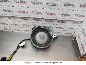 Usados Motor de ventilador de calefactor Lexus IS (E2) 200 2.0 24V Precio de solicitud ofrecido por Autodemontage M.J. Rutte B.V.