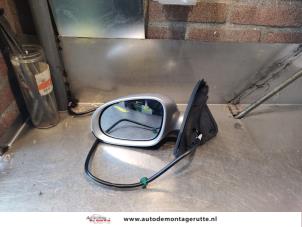 Used Wing mirror, left Volkswagen Golf V (1K1) 1.6 Price on request offered by Autodemontage M.J. Rutte B.V.