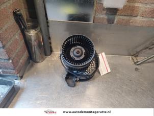 Used Heating and ventilation fan motor Volvo V70 (SW) 2.4 T 20V Price € 50,00 Margin scheme offered by Autodemontage M.J. Rutte B.V.