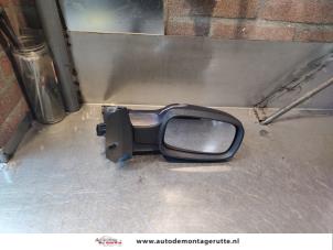 Used Wing mirror, right Renault Scénic II (JM) 2.0 16V Price on request offered by Autodemontage M.J. Rutte B.V.
