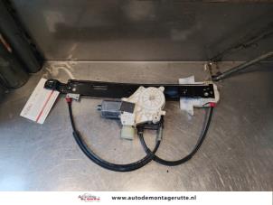 Used Rear door window mechanism 4-door, left Ford Mondeo IV Wagon 2.0 TDCi 163 16V Price on request offered by Autodemontage M.J. Rutte B.V.
