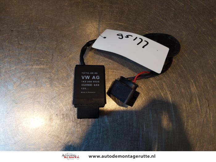 Używane AAM modul Volkswagen Passat Variant (365) 1.4 TSI 16V Cena na żądanie oferowane przez Autodemontage M.J. Rutte B.V.