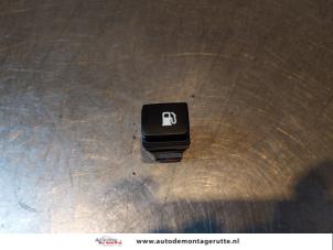 Used Tank cap cover switch Citroen C4 Grand Picasso (UA) 1.6 HDiF 16V 110 Price on request offered by Autodemontage M.J. Rutte B.V.