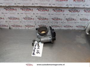 Used Throttle body Subaru Impreza II Plus (GG) 1.5 R 16V Price on request offered by Autodemontage M.J. Rutte B.V.