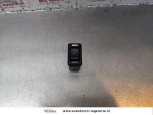 Used Seat heating switch Subaru Impreza II Plus (GG) 1.5 R 16V Price on request offered by Autodemontage M.J. Rutte B.V.