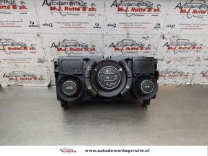 Usados Panel de control de calefacción Peugeot 308 (4A/C) 1.6 16V THP 150 Precio de solicitud ofrecido por Autodemontage M.J. Rutte B.V.