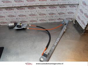 Used Window mechanism 4-door, front left Opel Agila (A) 1.2 16V Price on request offered by Autodemontage M.J. Rutte B.V.
