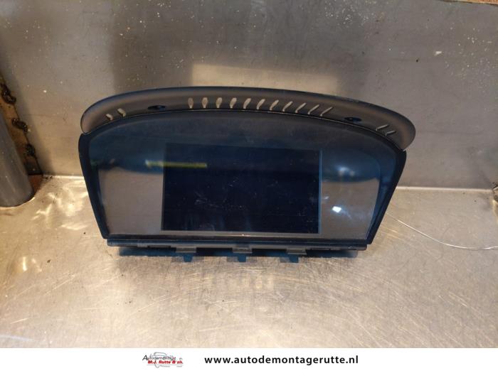 Gebrauchte Frontscheibenanzeige BMW 5 serie (E60) 520d 16V Edition Fleet Preis auf Anfrage angeboten von Autodemontage M.J. Rutte B.V.