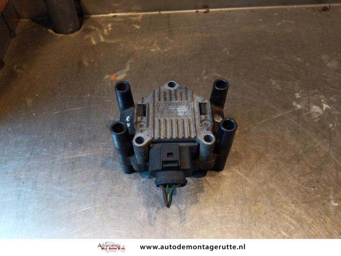 Usagé Bobine Volkswagen Fox (5Z) 1.4 16V Prix € 25,00 Règlement à la marge proposé par Autodemontage M.J. Rutte B.V.