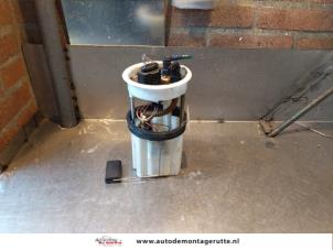 Usados Bomba eléctrica de combustible Volkswagen Fox (5Z) 1.4 16V Precio de solicitud ofrecido por Autodemontage M.J. Rutte B.V.
