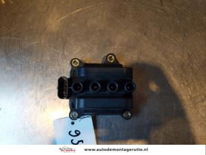 Used Ignition coil Renault Clio III Estate/Grandtour (KR) 1.2 16V 75 Price on request offered by Autodemontage M.J. Rutte B.V.