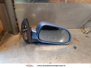 Used Wing mirror, right Chevrolet Nubira (J200) 1.6 16V Price on request offered by Autodemontage M.J. Rutte B.V.