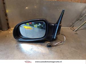 Used Wing mirror, left Mercedes CLK (W208) 2.0 200 16V Price on request offered by Autodemontage M.J. Rutte B.V.