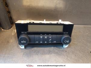 Usados Panel de control de calefacción Renault Laguna II Grandtour (KG) 2.0 16V Precio de solicitud ofrecido por Autodemontage M.J. Rutte B.V.