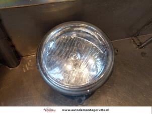 Used Headlight, right Jeep Cherokee/Liberty (KJ) 2.8 CRD 16V Price on request offered by Autodemontage M.J. Rutte B.V.
