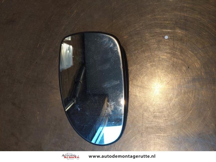 Mirror glass, left from a Citroën C5 I Break (DE) 1.8 16V 2004