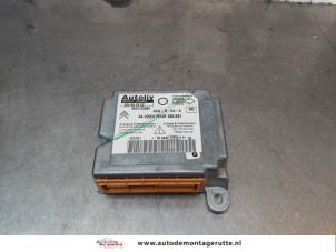 Used Airbag Module Peugeot 206 CC (2D) 1.6 16V Price on request offered by Autodemontage M.J. Rutte B.V.