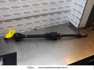 Used Front drive shaft, right Peugeot 206 (2A/C/H/J/S) 1.4 XR,XS,XT,Gentry Price on request offered by Autodemontage M.J. Rutte B.V.