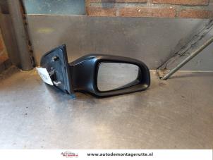 Gebrauchte Außenspiegel rechts Opel Astra H GTC (L08) 1.4 16V Twinport Preis auf Anfrage angeboten von Autodemontage M.J. Rutte B.V.