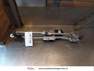Used Wiper motor + mechanism BMW 1 serie (E87/87N) 116i 1.6 16V Price on request offered by Autodemontage M.J. Rutte B.V.