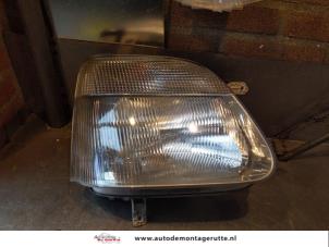 Used Headlight, right Suzuki Wagon-R+ (RB) 1.0 Price on request offered by Autodemontage M.J. Rutte B.V.
