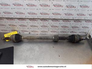 Used Front drive shaft, right Daihatsu Cuore (L251/271/276) 1.0 12V DVVT Price on request offered by Autodemontage M.J. Rutte B.V.