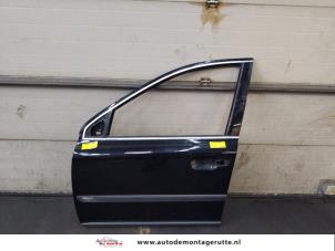 Gebrauchte Tür 4-türig links vorne Volvo XC90 I 2.9 T6 24V Preis € 100,00 Margenregelung angeboten von Autodemontage M.J. Rutte B.V.