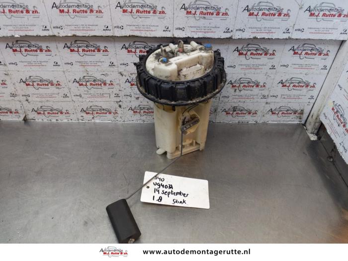 Bomba eléctrica de combustible de un Volvo S40 (VS) 1.8 16V 2000