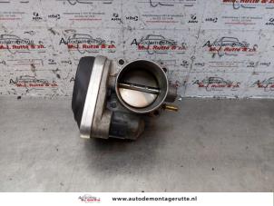 Used Throttle body Renault Megane II CC (EM) 1.6 16V Price on request offered by Autodemontage M.J. Rutte B.V.