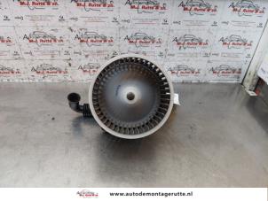 Used Heating and ventilation fan motor Hyundai Atos 1.1 12V Price on request offered by Autodemontage M.J. Rutte B.V.