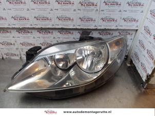 Used Headlight, left Seat Ibiza IV SC (6J1) 1.4 TDI Price € 75,00 Margin scheme offered by Autodemontage M.J. Rutte B.V.